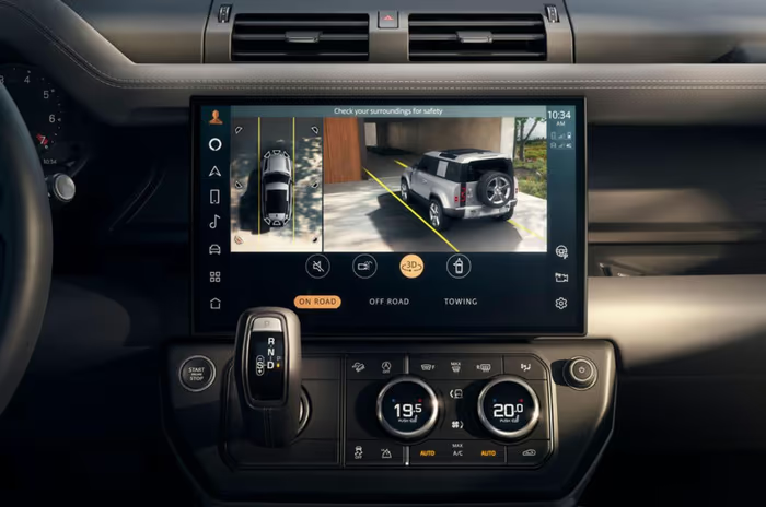 Land Rover Defender 2025