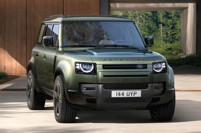 Land Rover Defender 2025